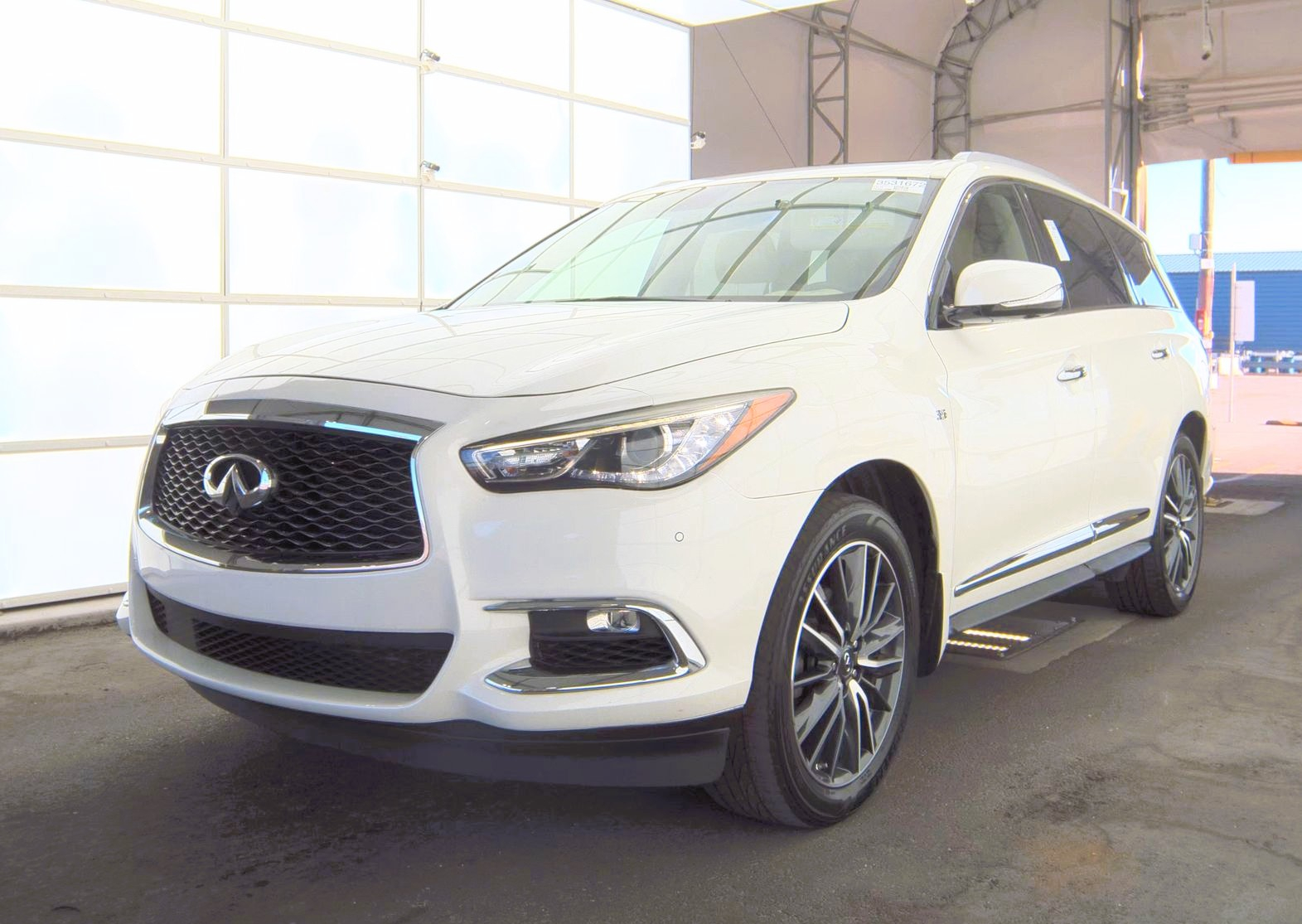 Infiniti QX60 LUXE AWD 2018 Infiniti QX60 LUXE AWD 2018