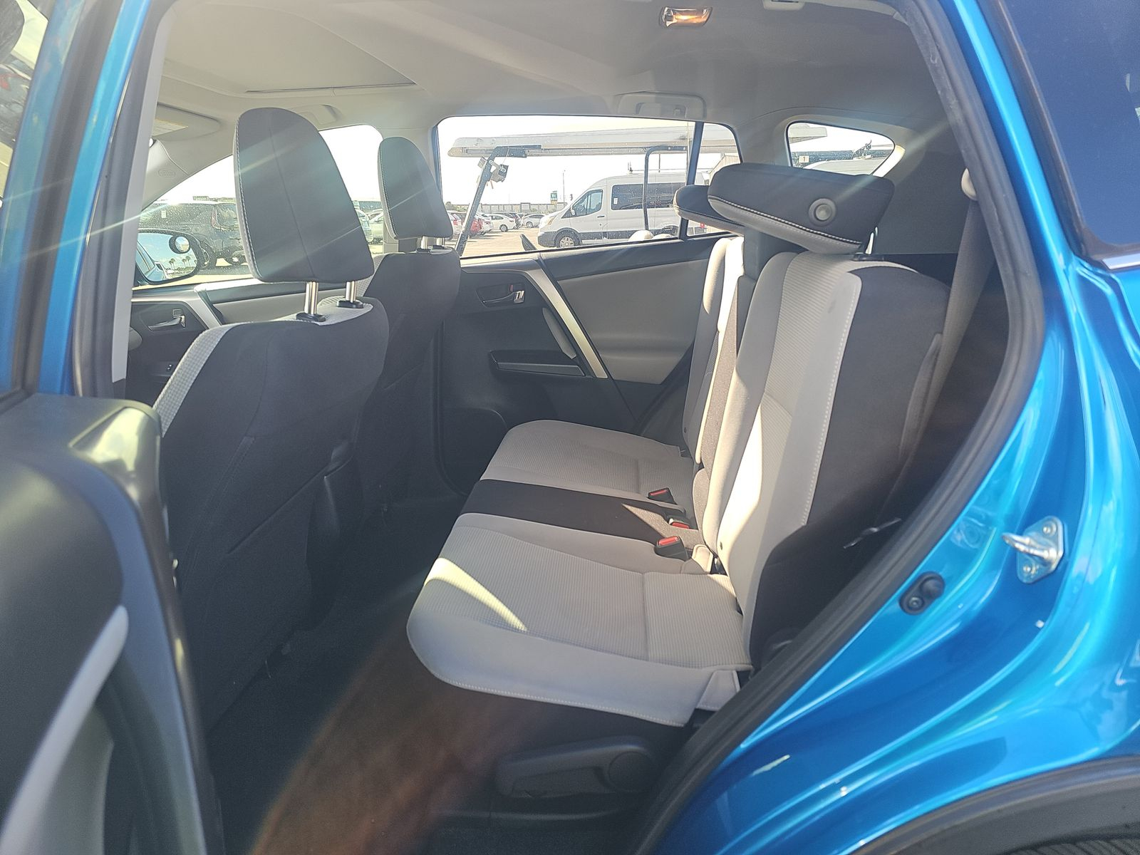 Toyota RAV4 XLE FWD (Natl) 2018 Toyota RAV4 XLE FWD (Natl) 2018