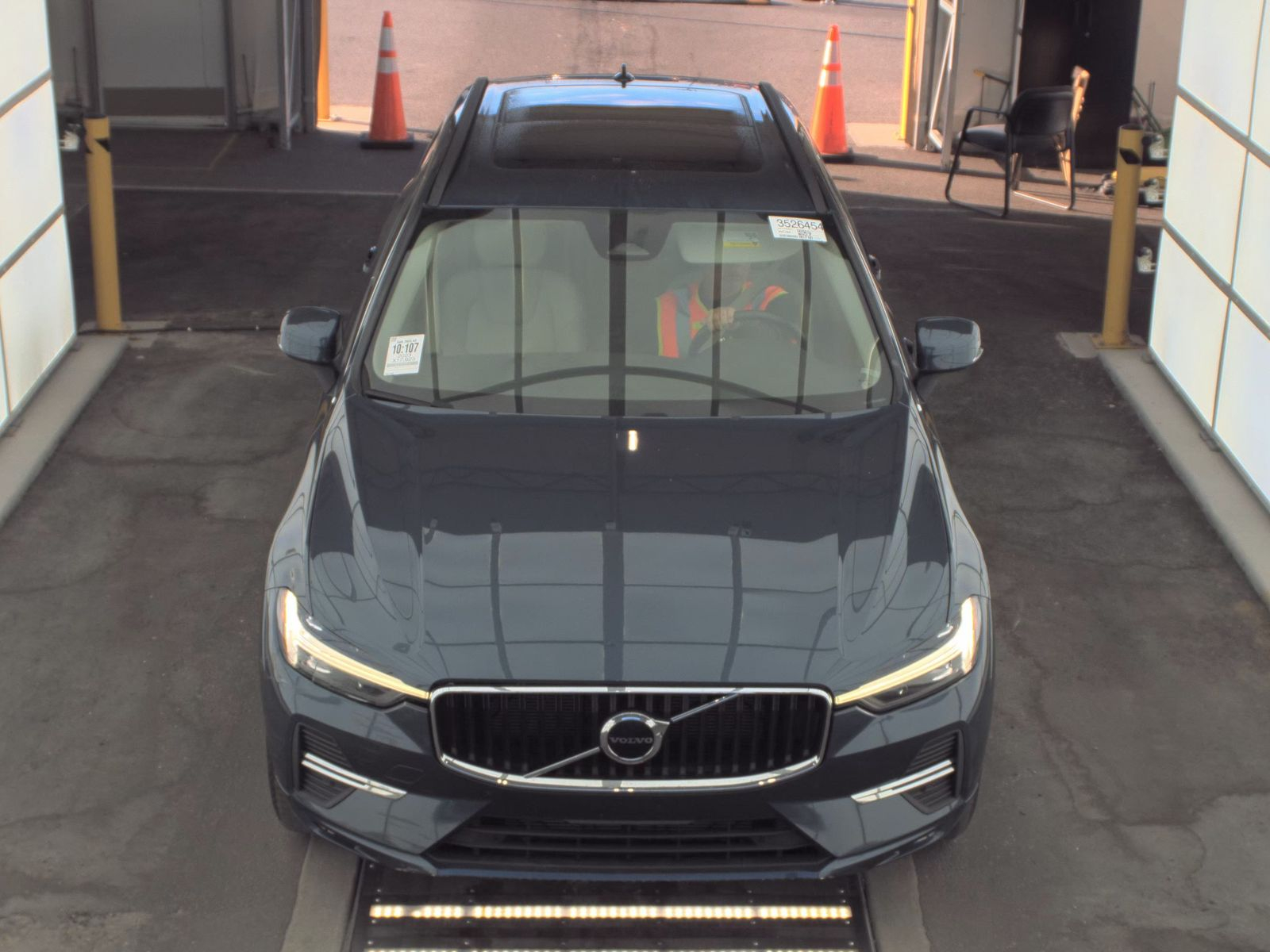 Volvo XC60 B5 FWD Core 2023 Volvo XC60 B5 FWD Core 2023