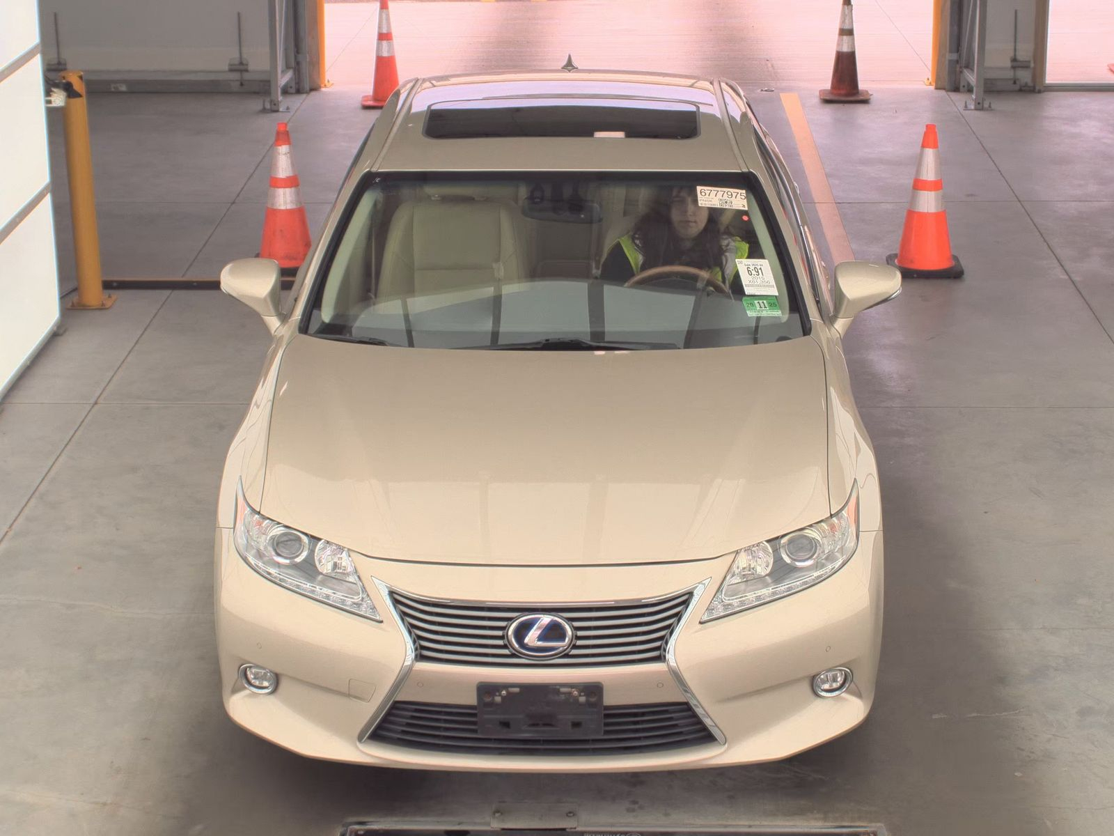 Lexus ES 300h 4dr Sdn Hybrid 2015 Lexus ES 300h 4dr Sdn Hybrid 2015