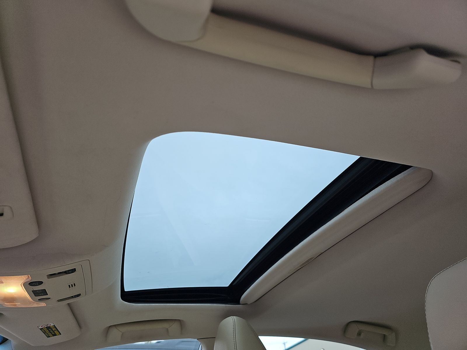 Lexus ES 300h 4dr Sdn Hybrid 2015 Lexus ES 300h 4dr Sdn Hybrid 2015