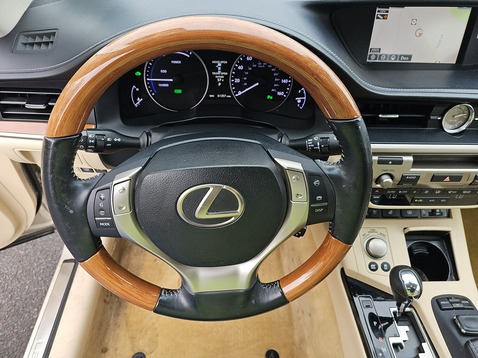 Lexus ES 300h 4dr Sdn Hybrid 2015 Lexus ES 300h 4dr Sdn Hybrid 2015