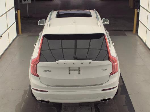 Volvo XC90 T6 AWD 7-Passenger Momentum 2018