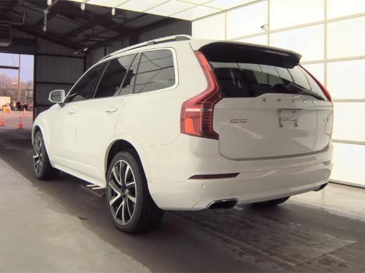 Volvo XC90 T6 AWD 7-Passenger Momentum 2018