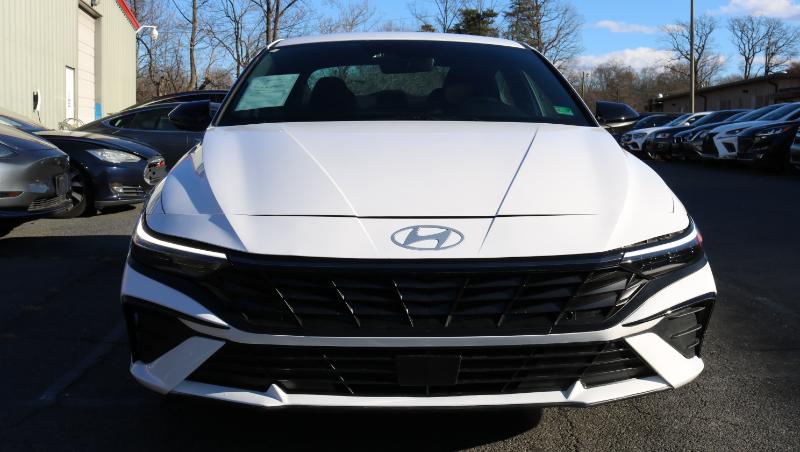 Hyundai Elantra SEL Sport IVT 2025