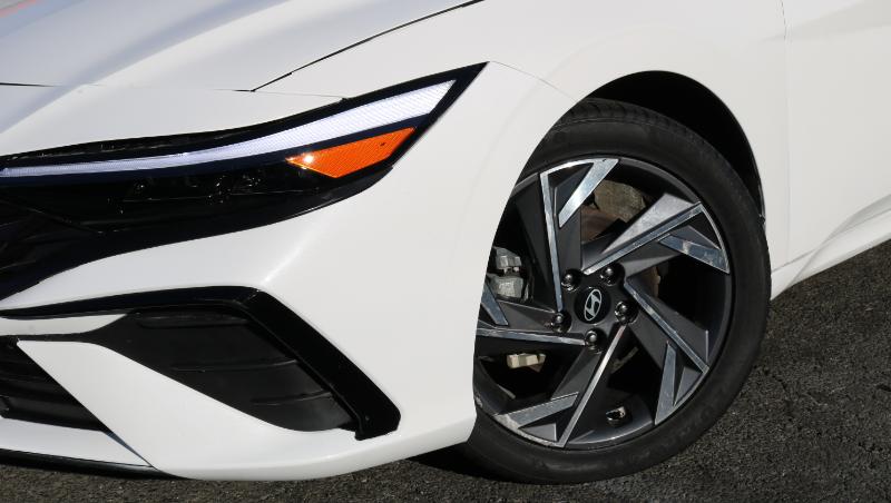 Hyundai Elantra SEL Sport IVT 2025