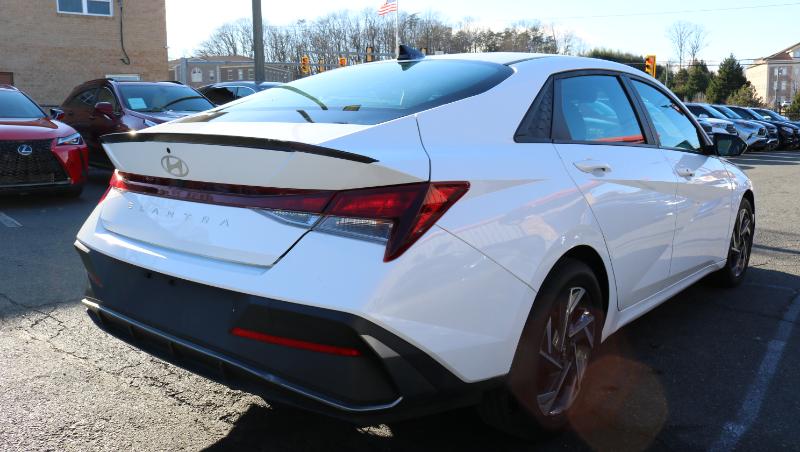 Hyundai Elantra SEL Sport IVT 2025