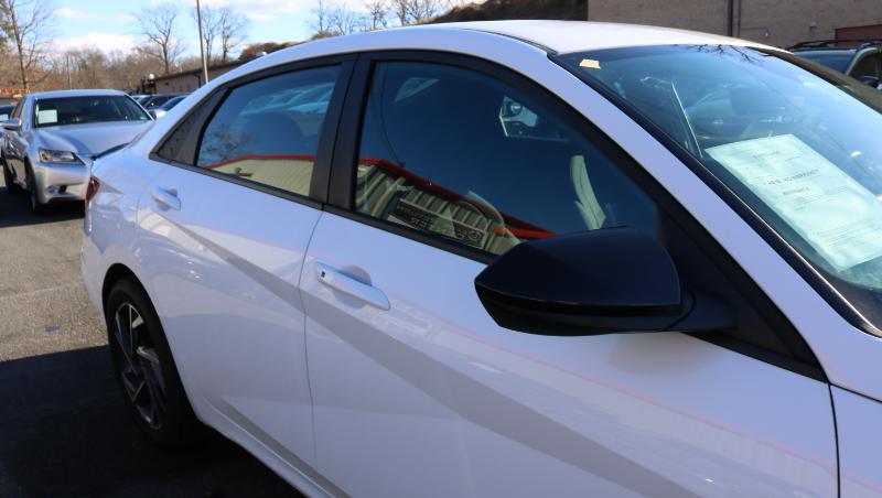 Hyundai Elantra SEL Sport IVT 2025