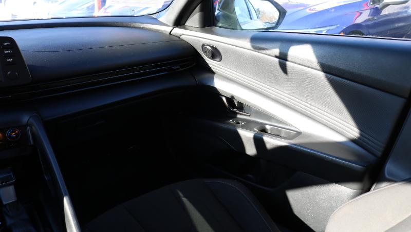 Hyundai Elantra SEL Sport IVT 2025