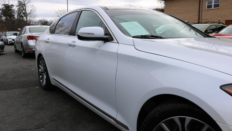 Hyundai Genesis 4dr Sdn V6 3.8L AWD 2016