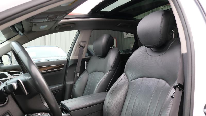 Hyundai Genesis 4dr Sdn V6 3.8L AWD 2016