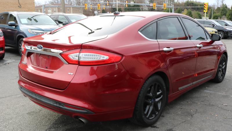 Ford Fusion 4dr Sdn SE FWD 2015