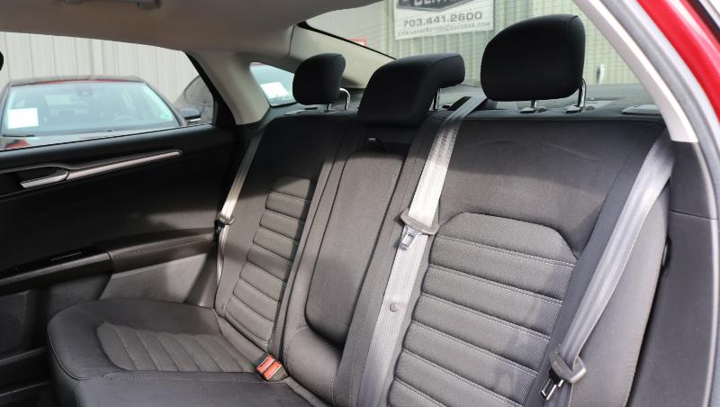 Ford Fusion 4dr Sdn SE FWD 2015