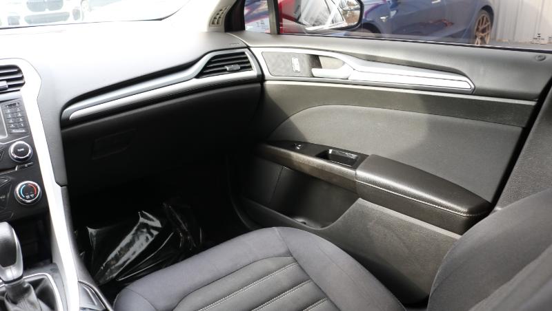 Ford Fusion 4dr Sdn SE FWD 2015