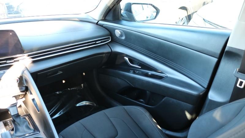 Hyundai Elantra SEL IVT 2024