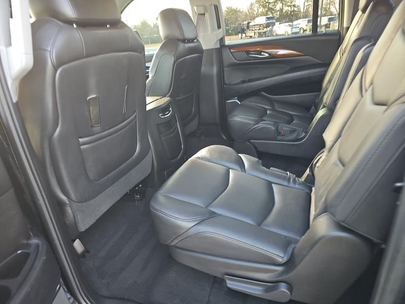 Cadillac Escalade ESV 4WD 4dr Premium 2015
