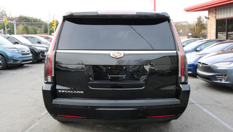 Cadillac Escalade ESV 4WD 4dr Premium 2015