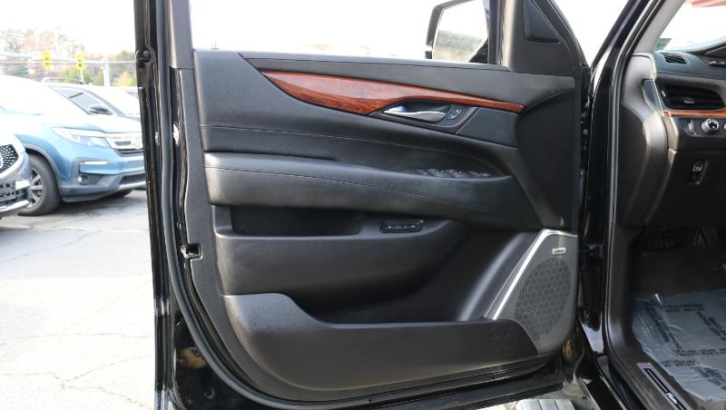 Cadillac Escalade ESV 4WD 4dr Premium 2015