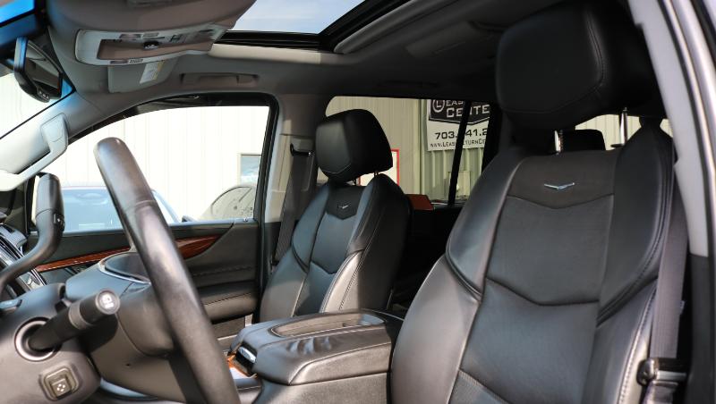 Cadillac Escalade ESV 4WD 4dr Premium 2015
