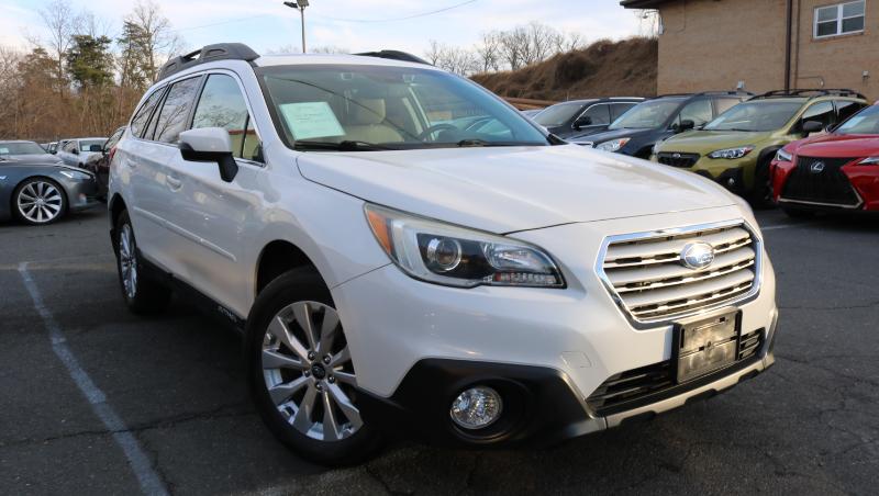 Subaru Outback 4dr Wgn 2.5i Limited PZEV 2015