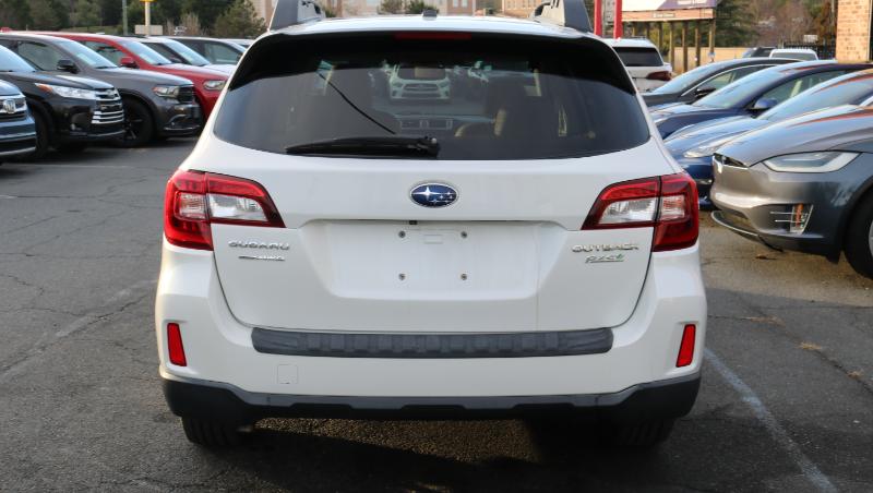 Subaru Outback 4dr Wgn 2.5i Limited PZEV 2015