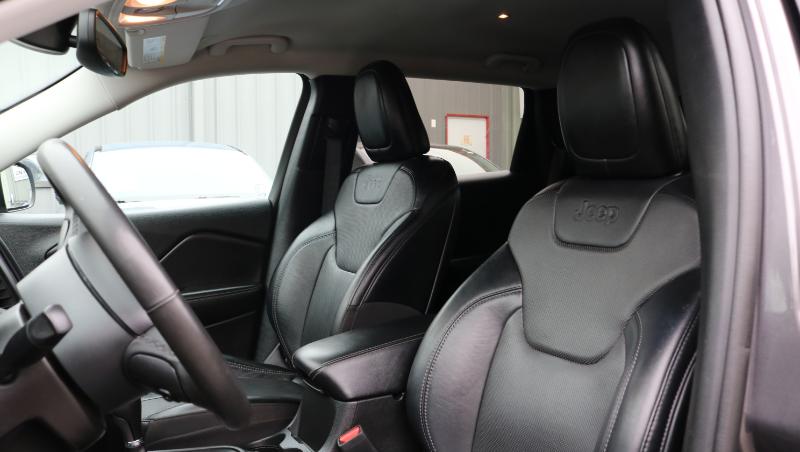 Jeep Cherokee Altitude Lux 4x4 2023