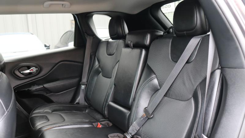 Jeep Cherokee Altitude Lux 4x4 2023