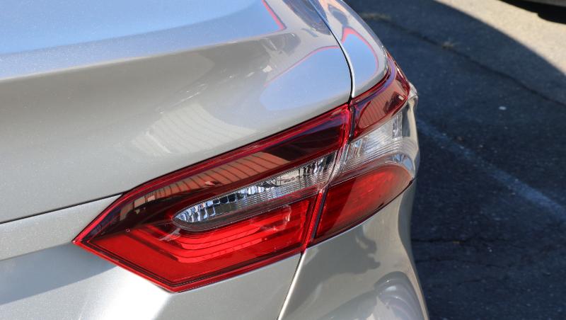 Toyota Camry LE Auto (Natl) 2021