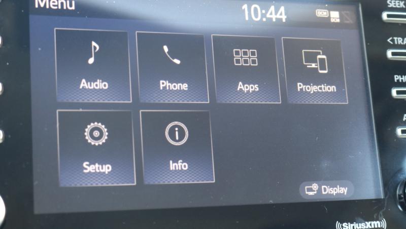 Toyota Camry LE Auto (Natl) 2021