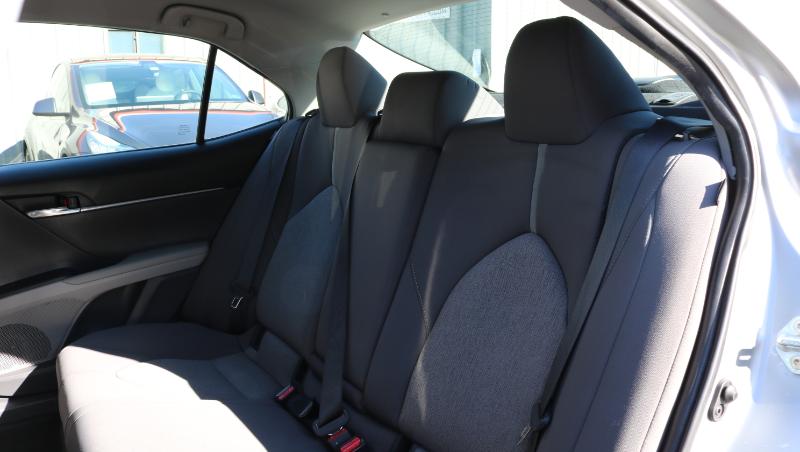 Toyota Camry LE Auto (Natl) 2021