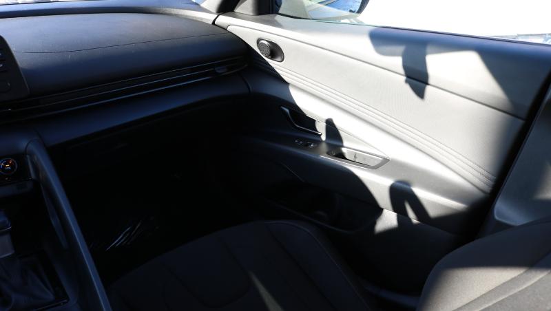 Hyundai Elantra SEL Sport IVT 2025