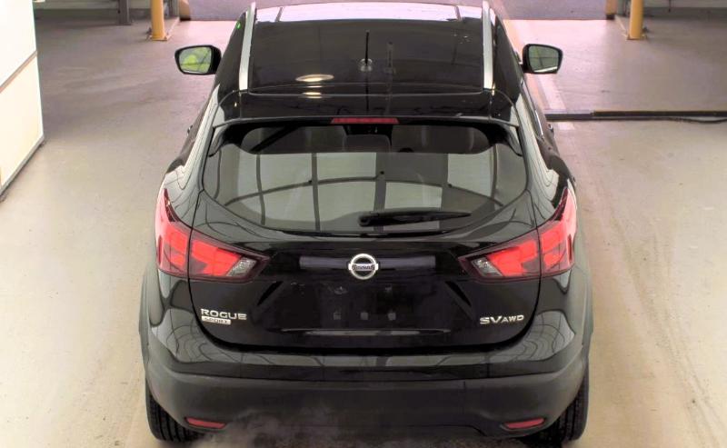 Nissan Rogue Sport AWD SV 2017