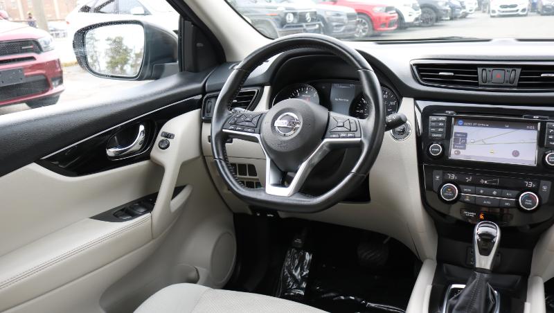 Nissan Rogue Sport AWD SV 2017