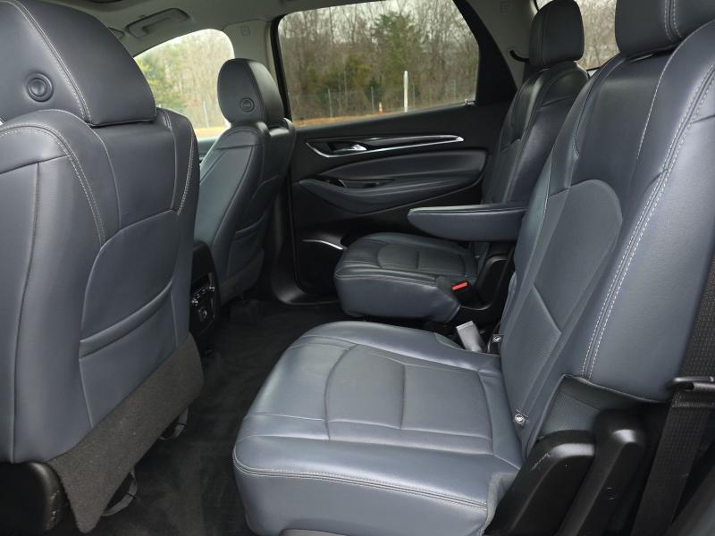 Buick Enclave FWD 4dr Essence 2019