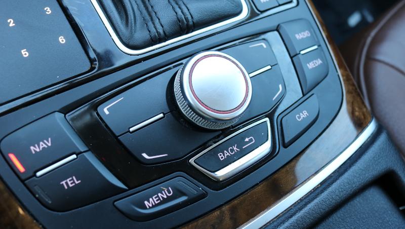 Audi A6 4dr Sdn quattro 2.0T Premium Plus 2013