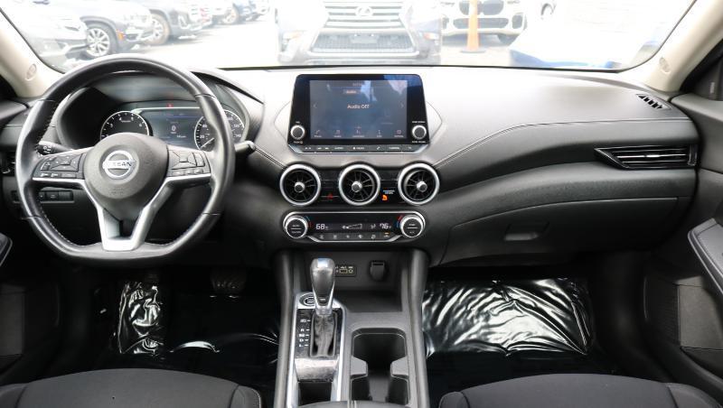 Nissan Sentra SV CVT 2020