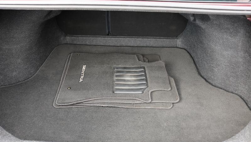 Nissan Sentra SV CVT 2020