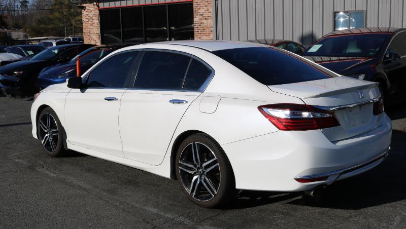Honda Accord Sedan Sport SE CVT 2017