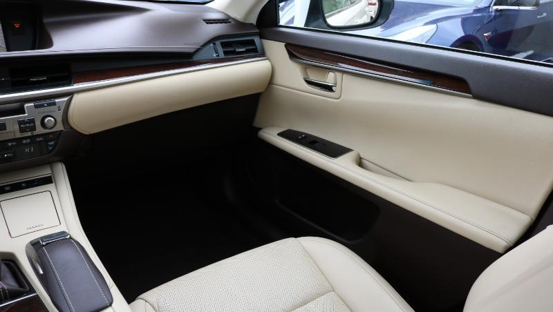 Lexus ES ES 350 FWD 2018