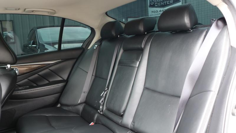 Infiniti Q50 3.0t LUXE AWD 2018