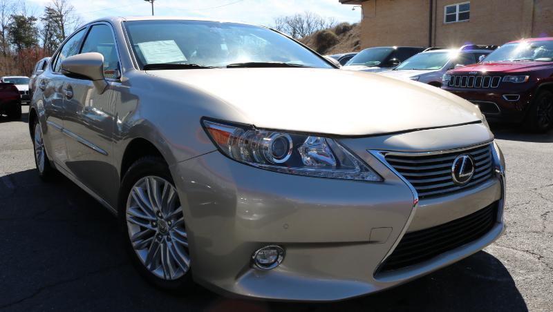 Lexus ES 350 4dr Sdn 2015