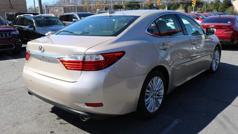 Lexus ES 350 4dr Sdn 2015