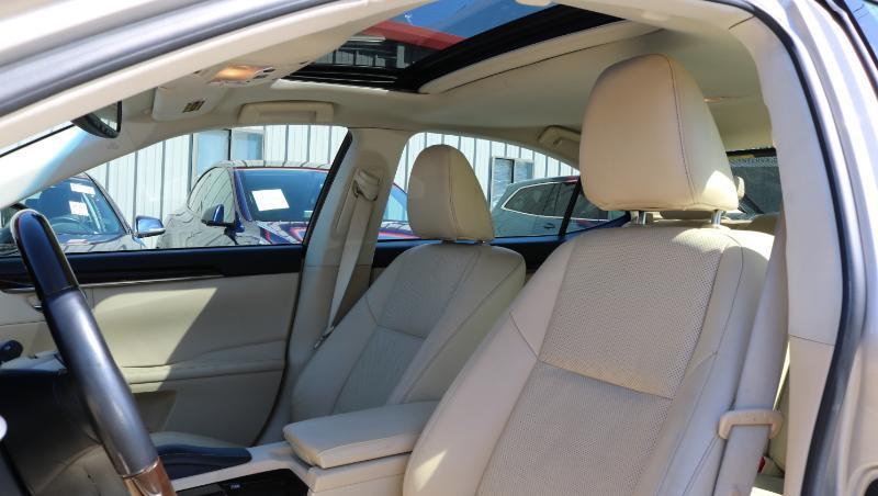 Lexus ES 350 4dr Sdn 2015