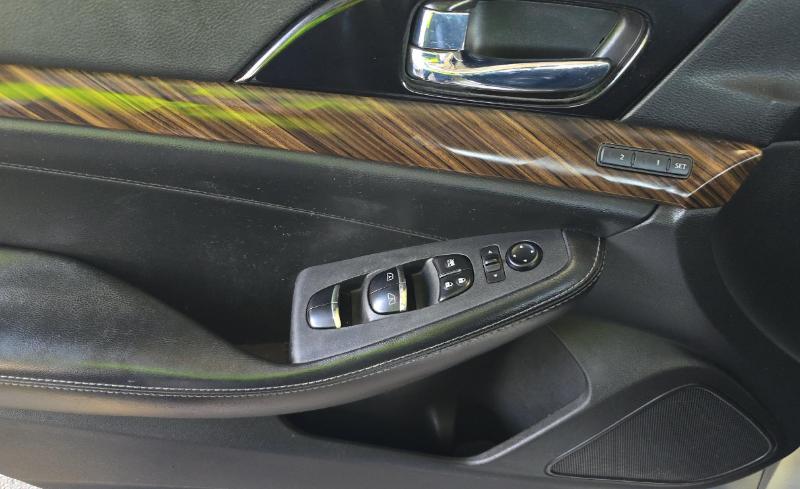 Nissan Maxima Platinum 3.5L 2017