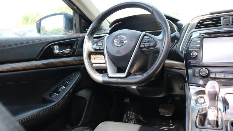 Nissan Maxima Platinum 3.5L 2017