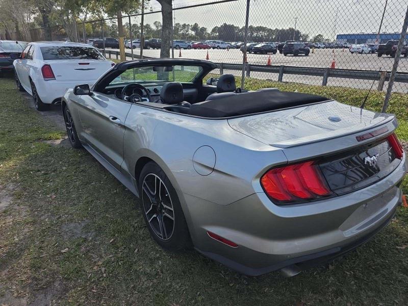 Ford Mustang EcoBoost Convertible 2021