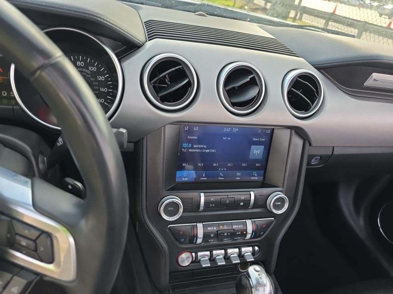 Ford Mustang EcoBoost Convertible 2021