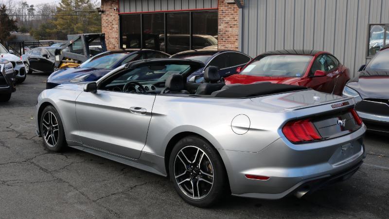 Ford Mustang EcoBoost Convertible 2021