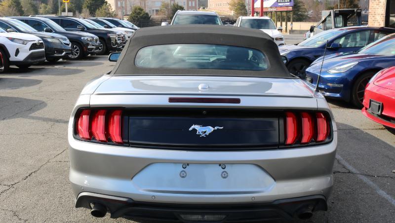 Ford Mustang EcoBoost Convertible 2021