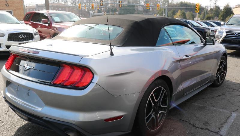 Ford Mustang EcoBoost Convertible 2021